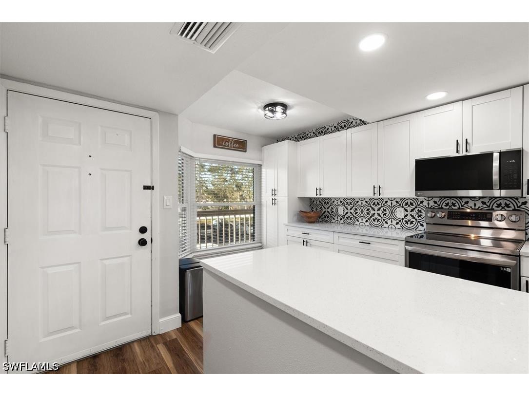 1324 Pasadena Avenue S #204 South Pasadena FL 33707 226013649 image6