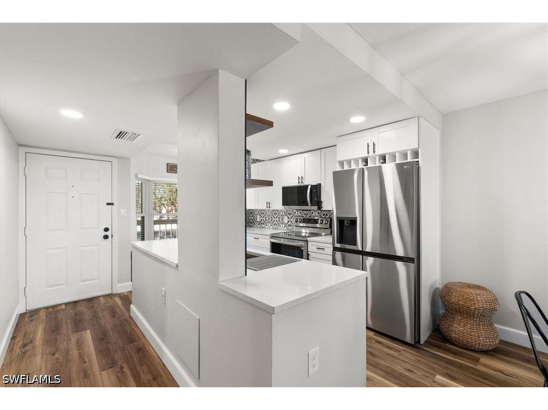 1324 Pasadena Avenue S #204 South Pasadena FL 33707 226013649 image9
