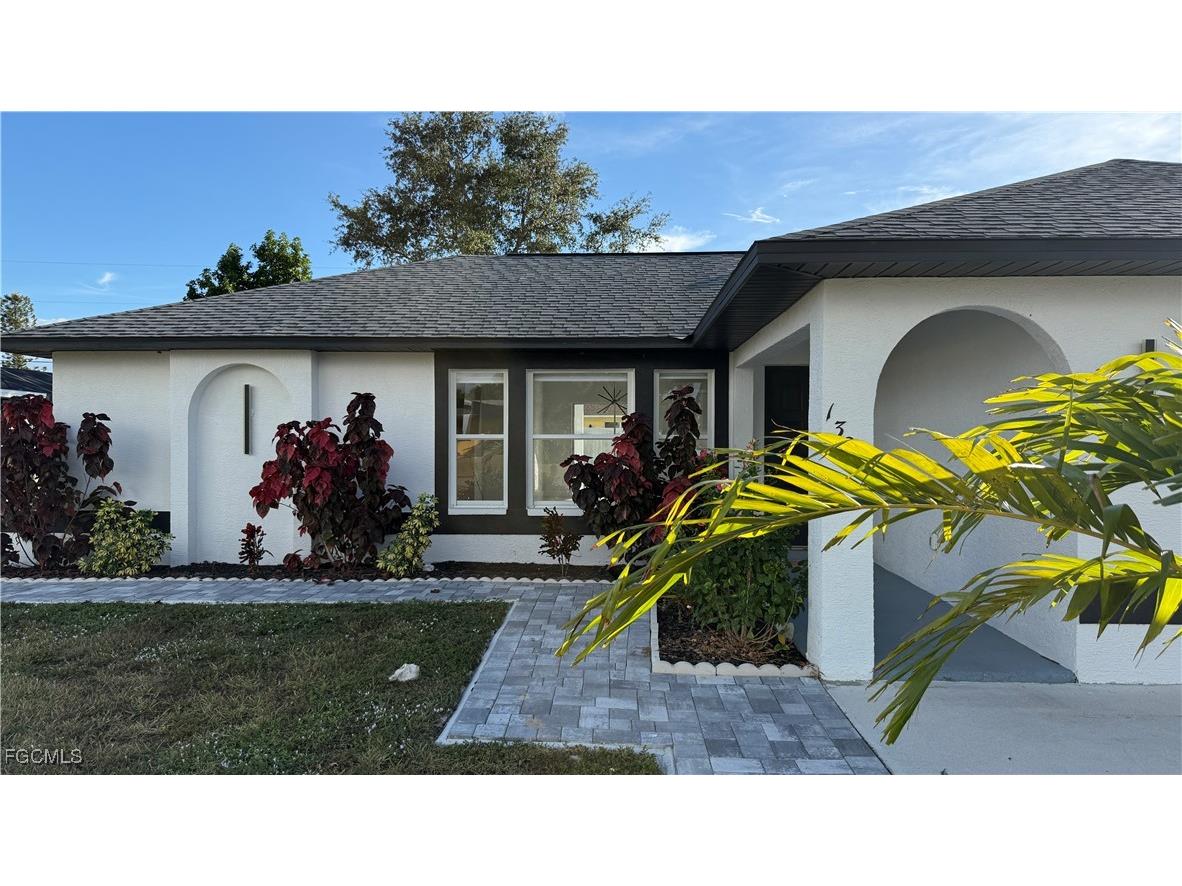 1324 SE 22nd Terrace Cape Coral FL 33990 2025017236 image1