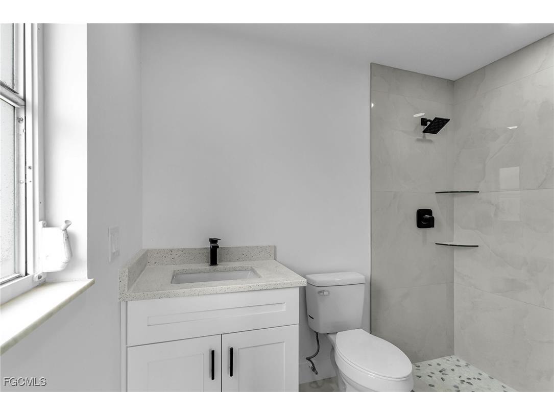 1324 SE 22nd Terrace Cape Coral FL 33990 2025017236 image12