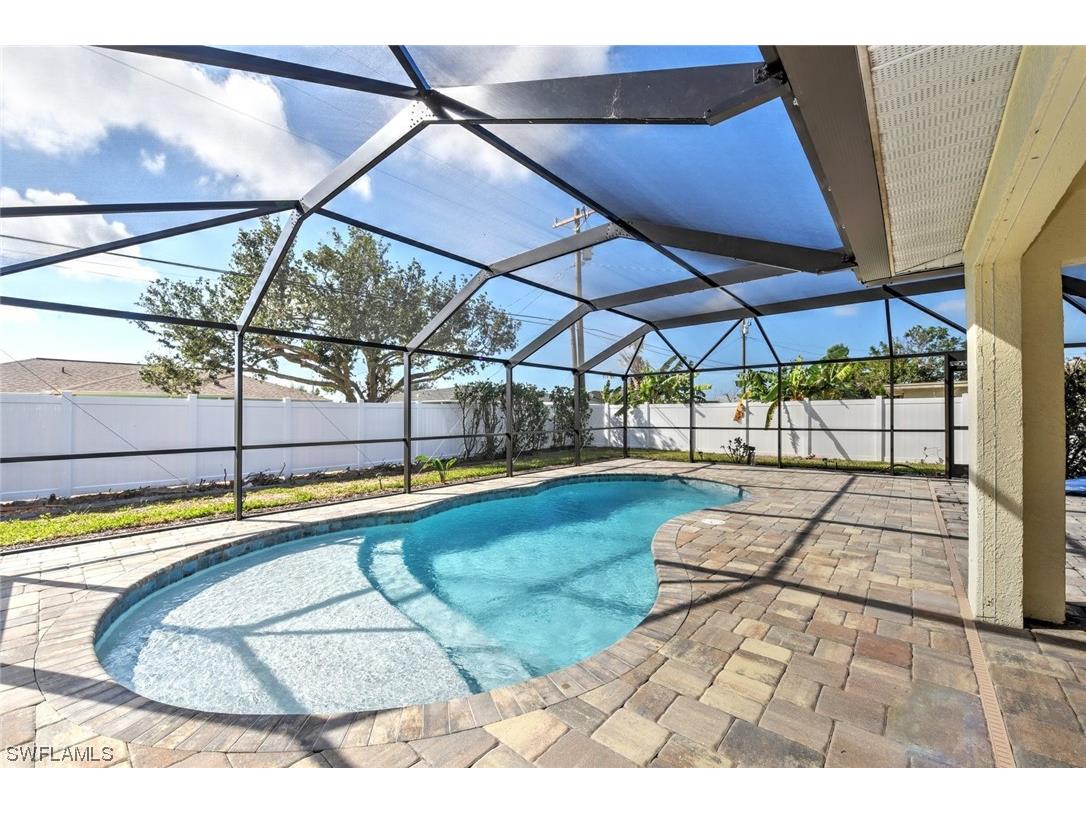1324 SE 37th Street Cape Coral FL 33904 223019784 image1