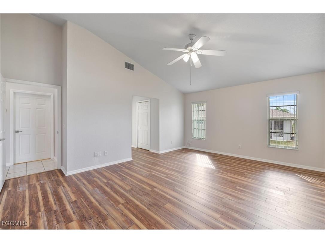 1324 SW 8th Court Cape Coral FL 33991 2025022928 image17