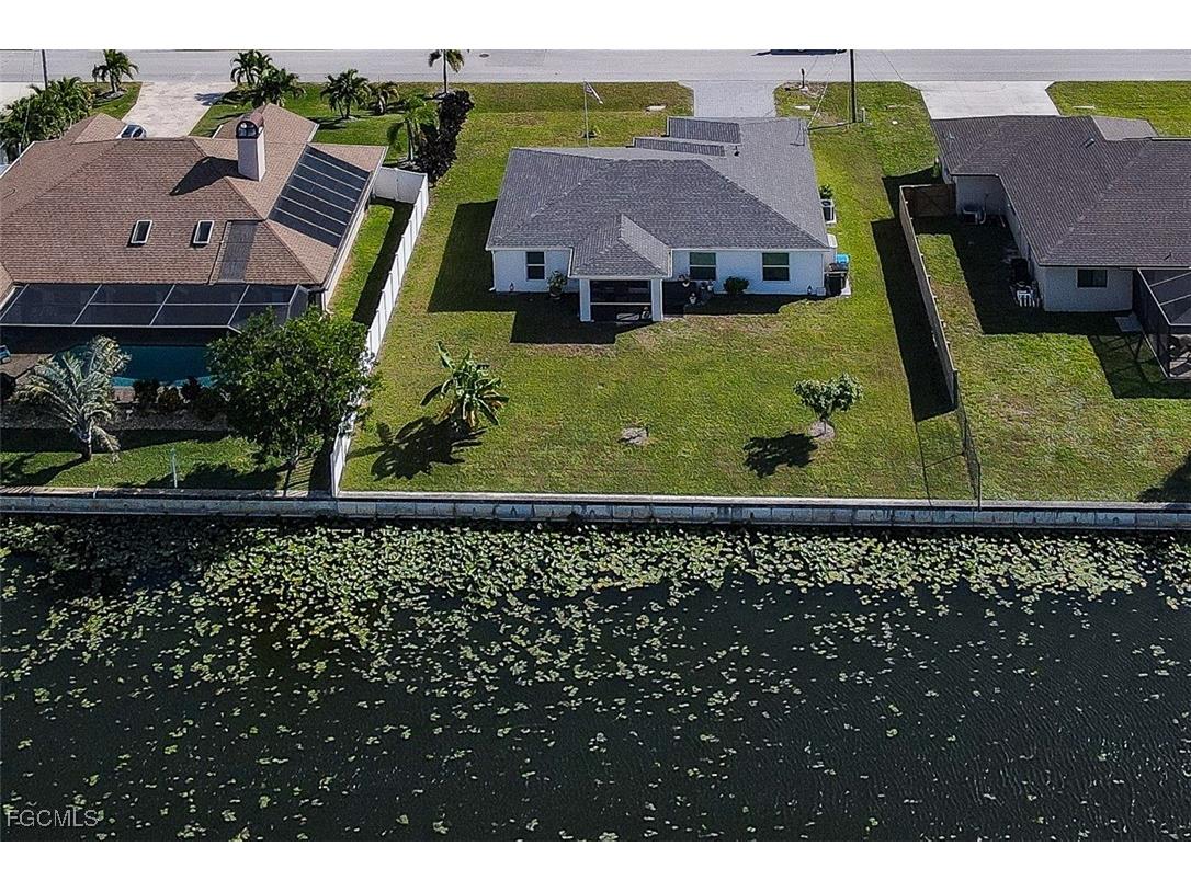 1324 SW 8th Place Cape Coral FL 33991 2025019528 image39