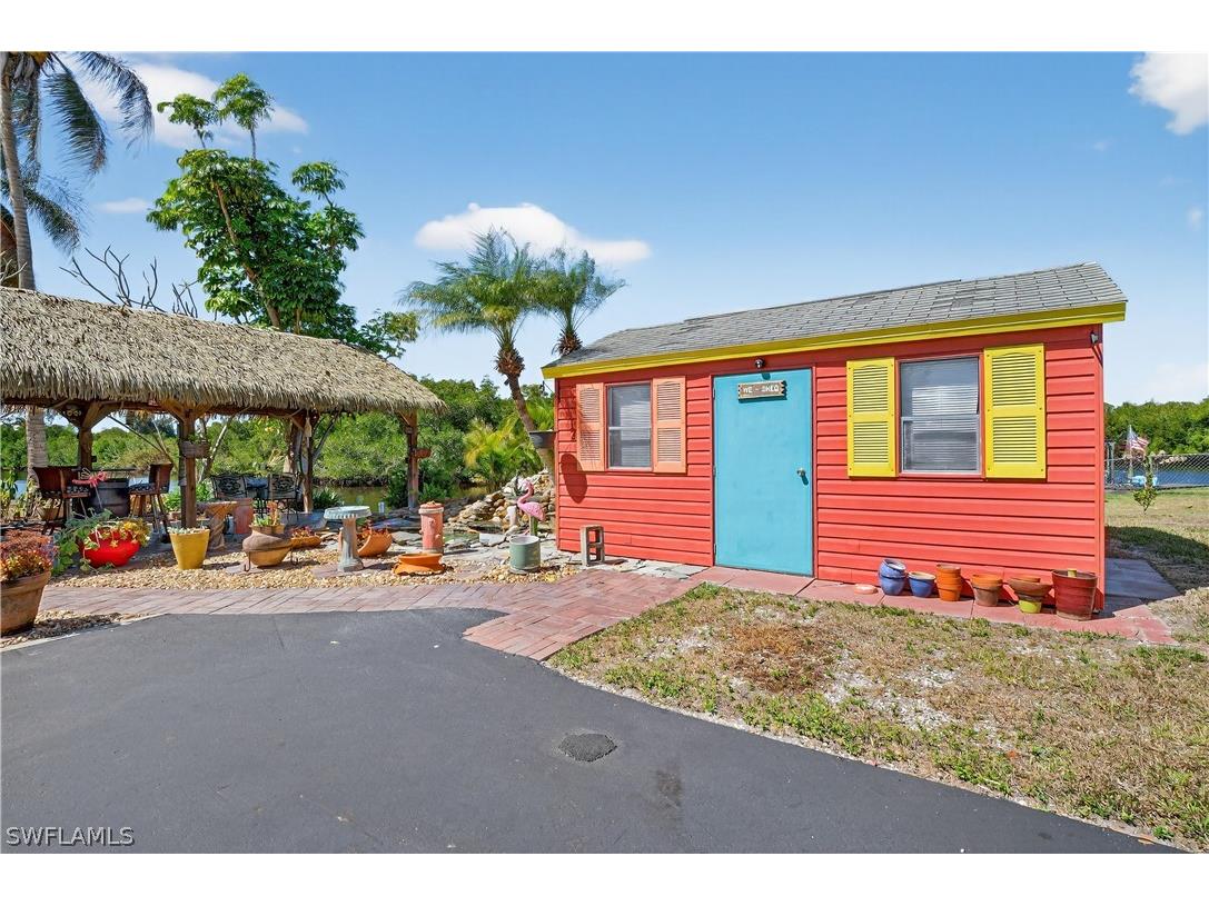 1324 Thompson Street North Fort Myers FL 33903 226008196 image39