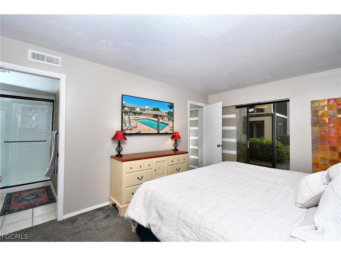 13240 White Marsh Lane #4 Fort Myers FL 33912 2026007549 image8
