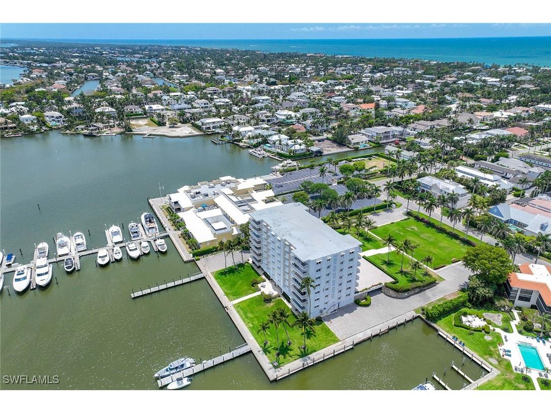 1325 7th Street S #2B Naples FL 34102 226003285 image27
