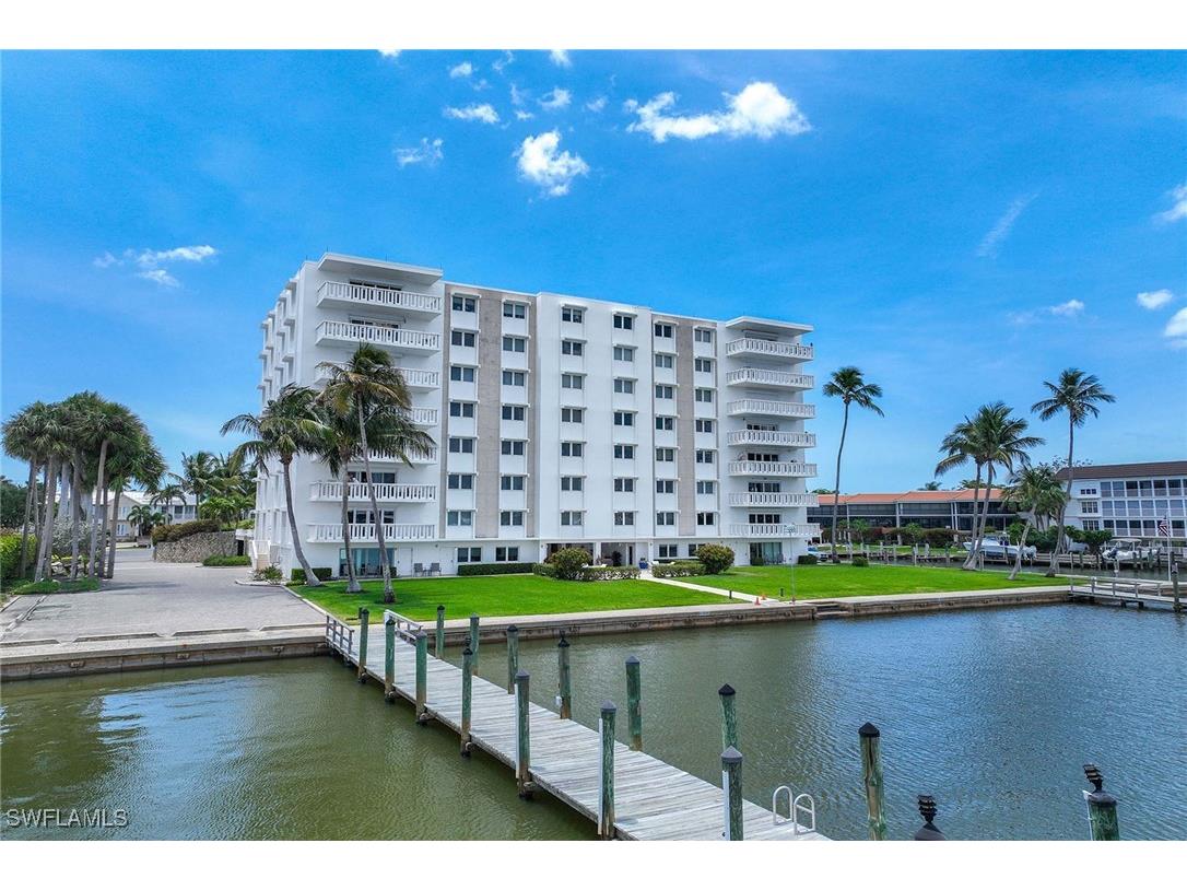 1325 7th Street S #2B Naples FL 34102 226003285 image29