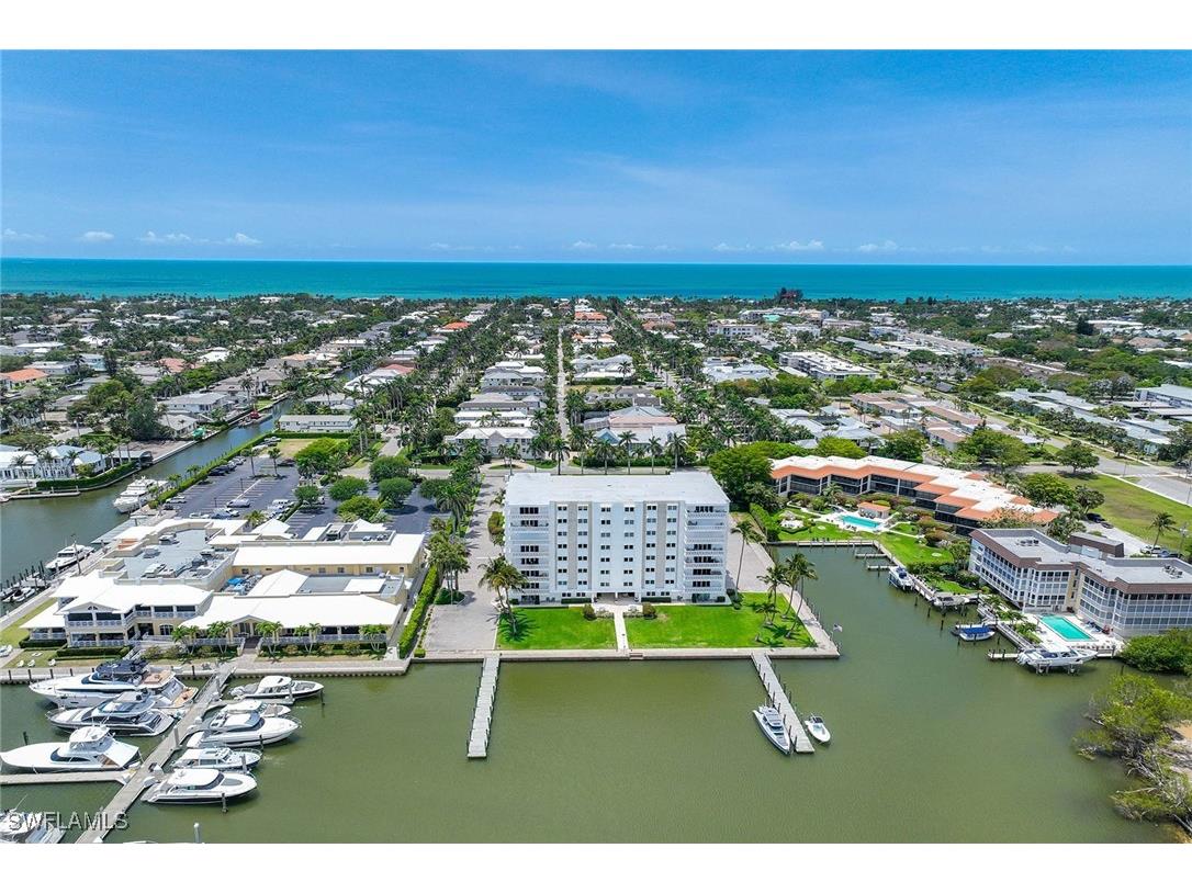 1325 7th Street S #2B Naples FL 34102 226003285 image3