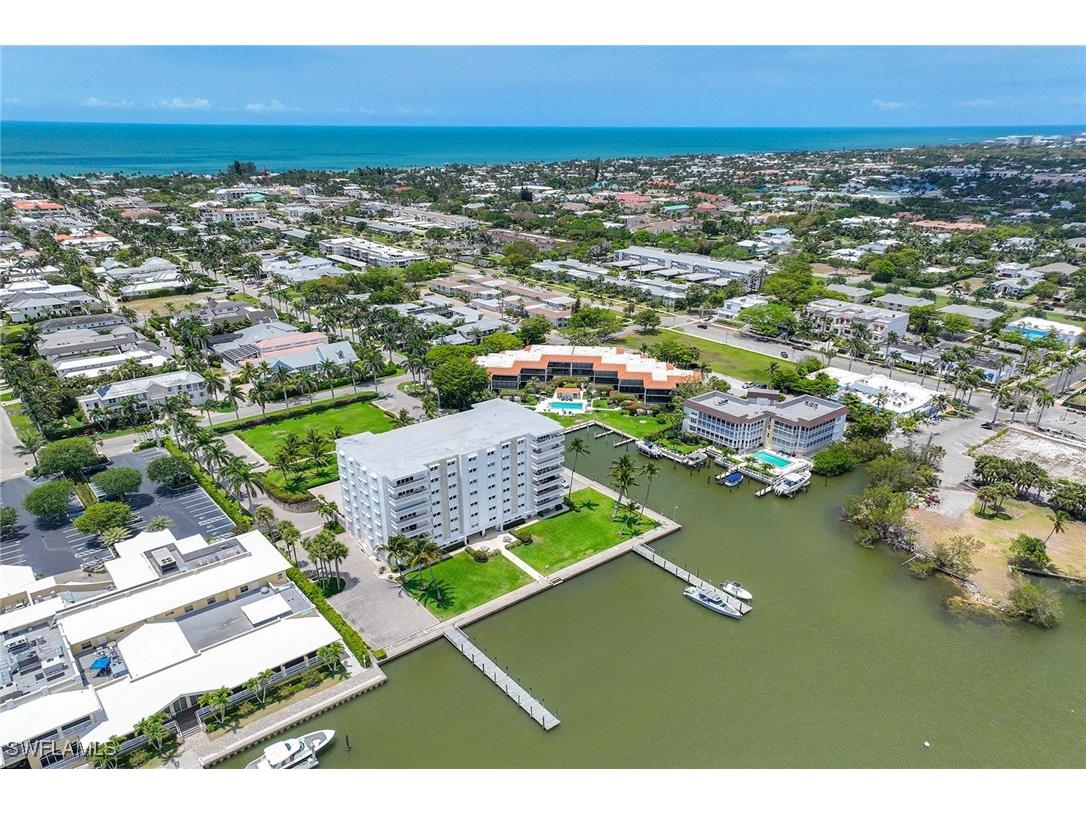 1325 7th Street S #2B Naples FL 34102 226003285 image5