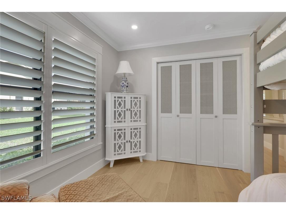 1325 Kings Way Naples FL 34104 226011995 image30