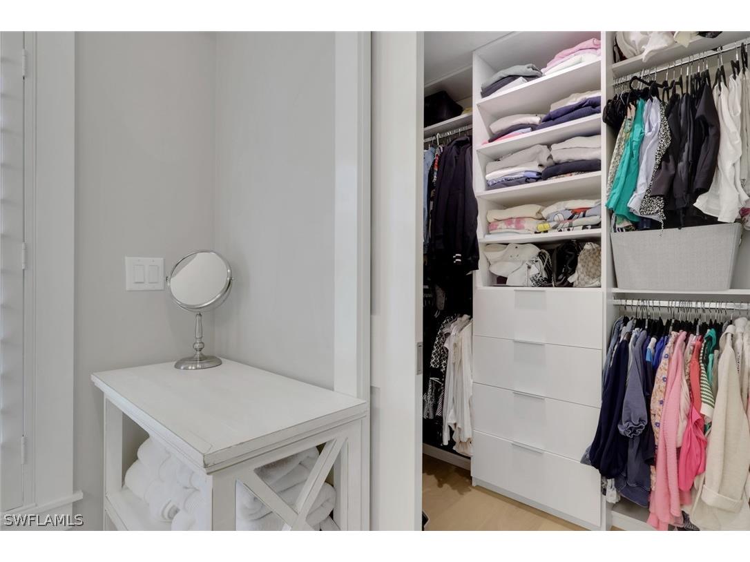 1325 Kings Way Naples FL 34104 226011995 image32