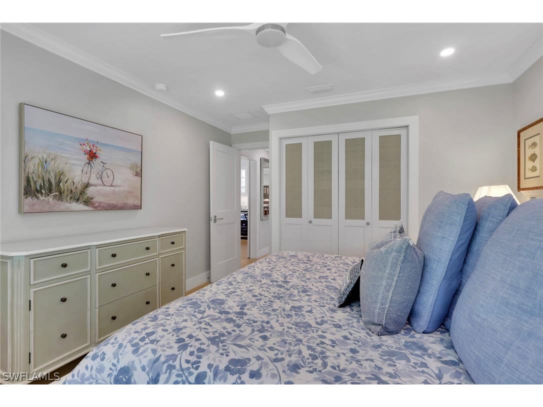 1325 Kings Way Naples FL 34104 226011995 image33