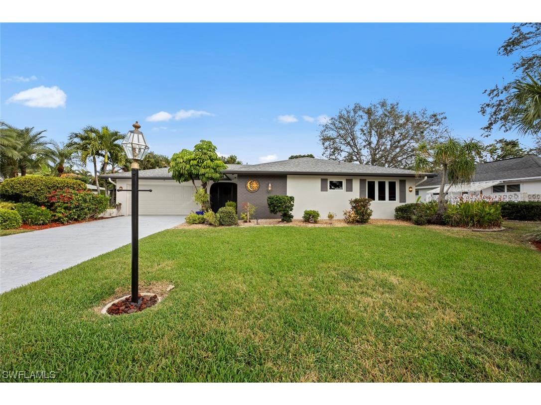 1325 Kingswood Court Fort Myers FL 33919 223092281 image1