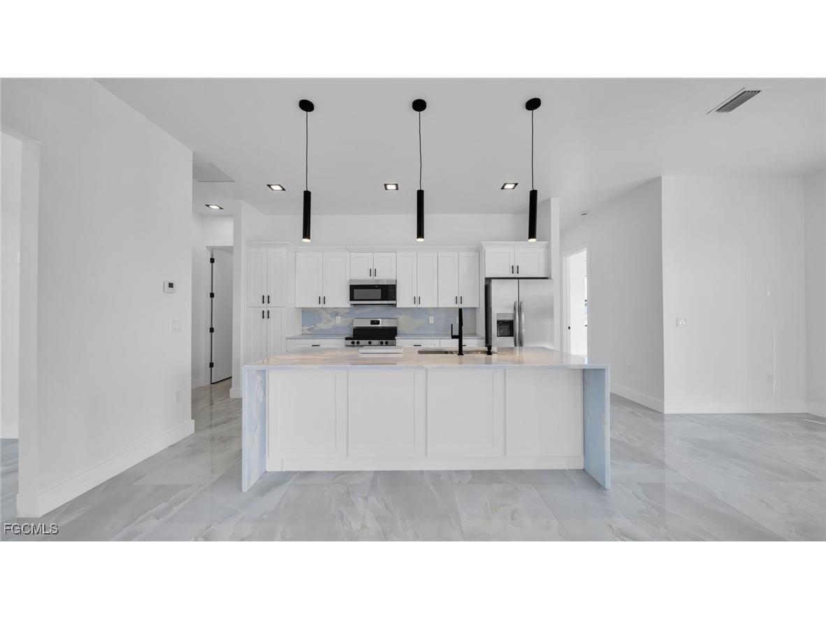 1325 NW 13th Place Cape Coral FL 33993 2025019560 image15