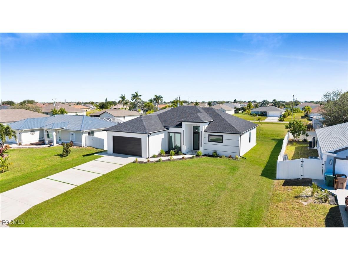 1325 NW 13th Place Cape Coral FL 33993 2025019560 image3