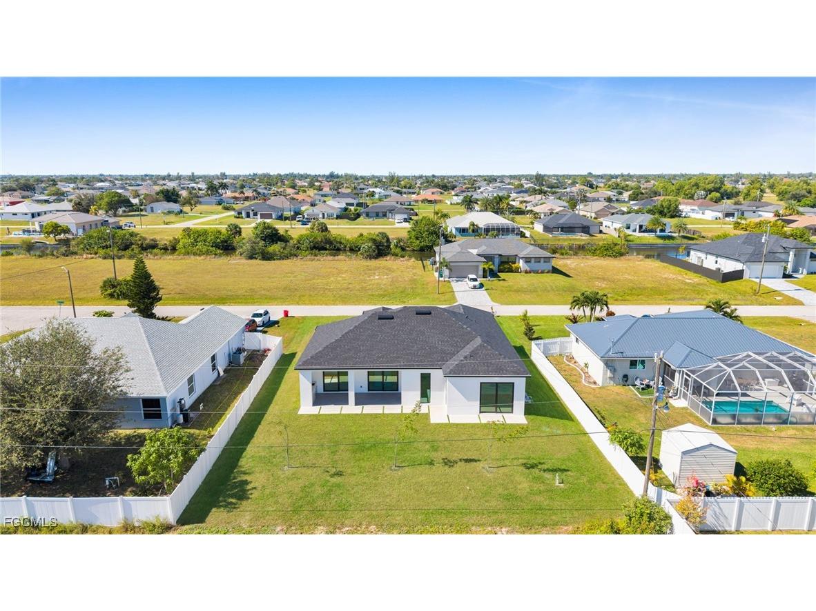 1325 NW 13th Place Cape Coral FL 33993 2025019560 image8