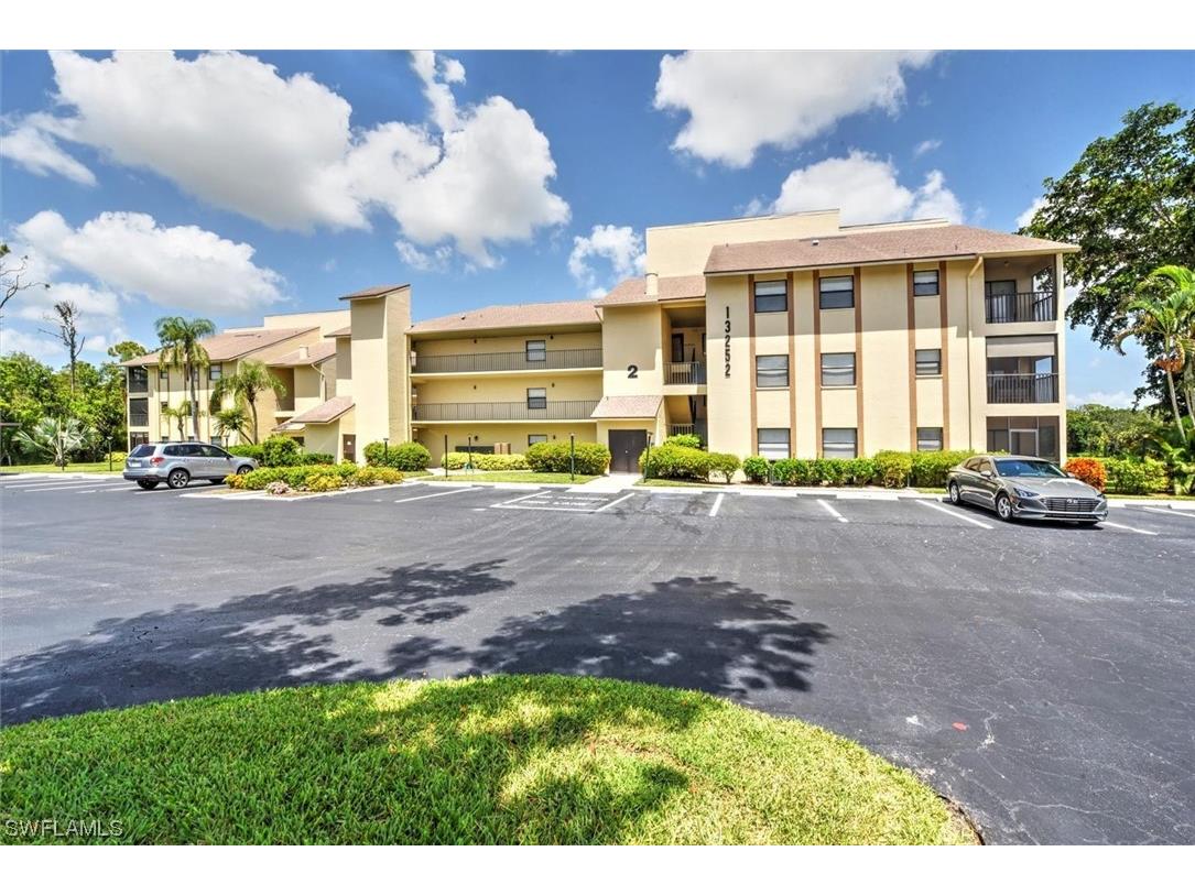 13252 White Marsh Lane #3208 Fort Myers FL 33912 223060189 image1