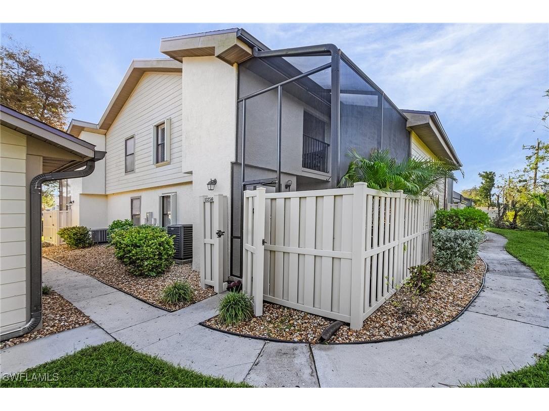 13256 Broadhurst Loop Fort Myers FL 33919 224087809 image1