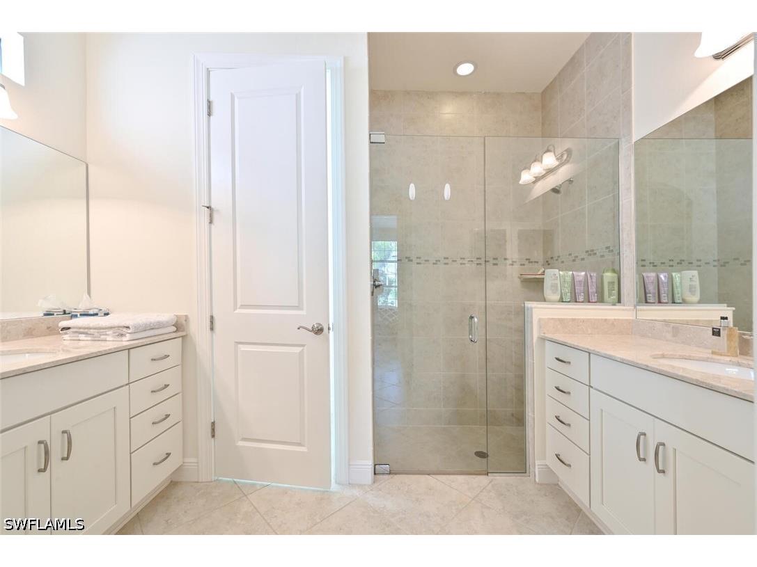 1326 Kendari Terrace Naples FL 34113 226021777 image13