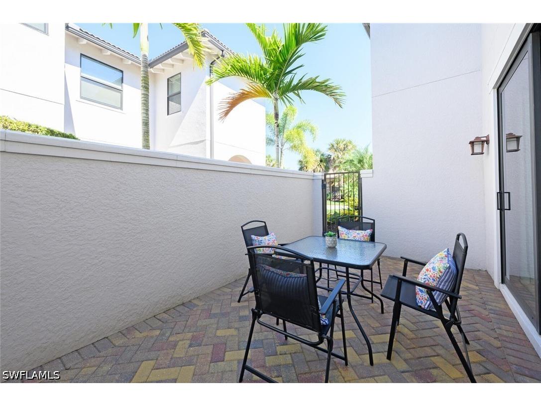 1326 Kendari Terrace Naples FL 34113 226021777 image22