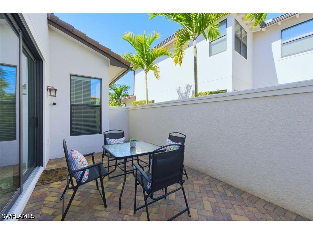 1326 Kendari Terrace Naples FL 34113 226021777 image23