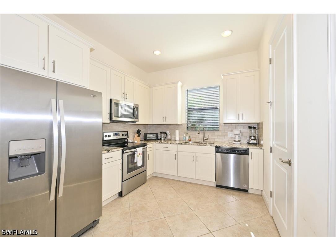 1326 Kendari Terrace Naples FL 34113 226021777 image8