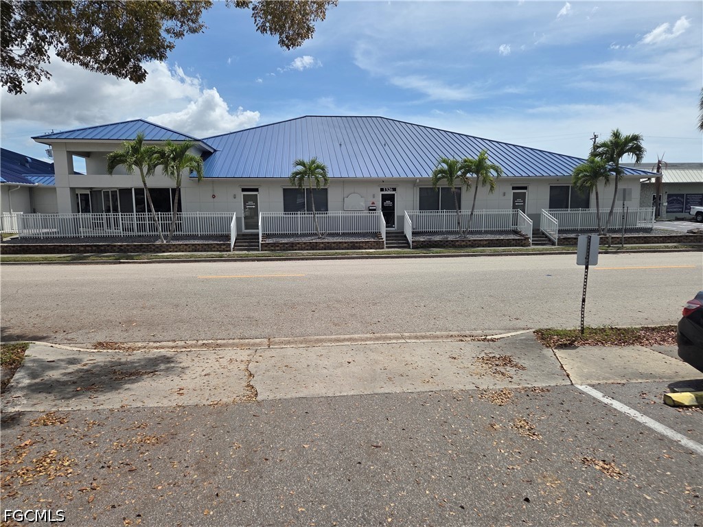 1326 SE 47th Street Cape Coral FL 33904 2026017118 image1