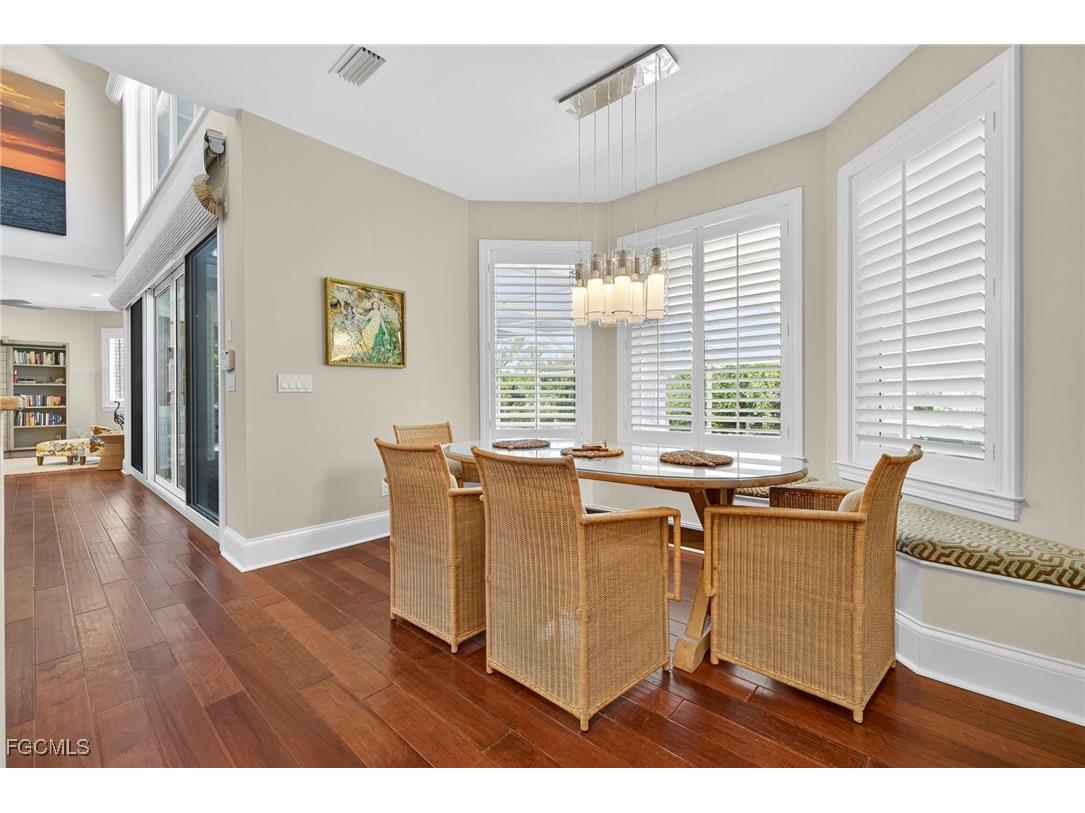 1326 Seaspray Lane Sanibel FL 33957 2025013061 image12