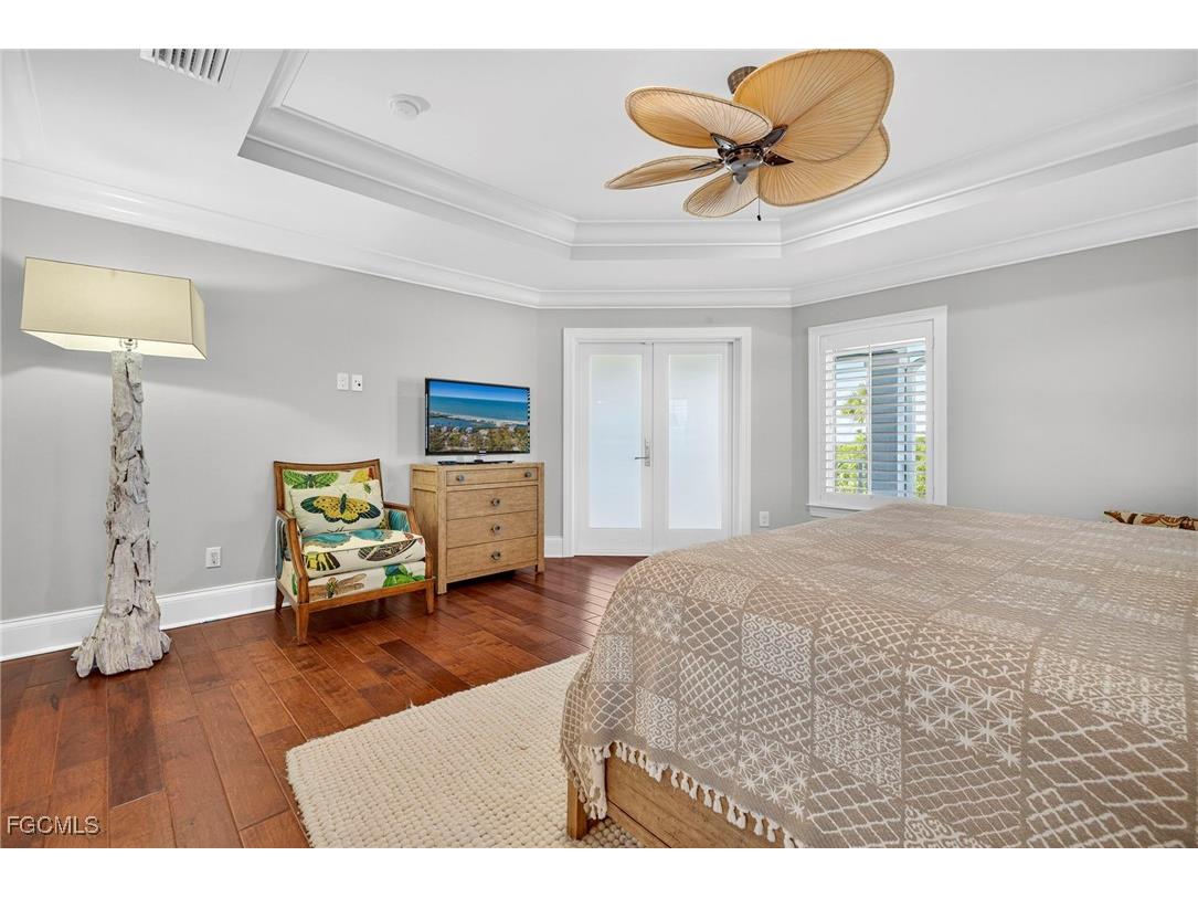 1326 Seaspray Lane Sanibel FL 33957 2025013061 image18