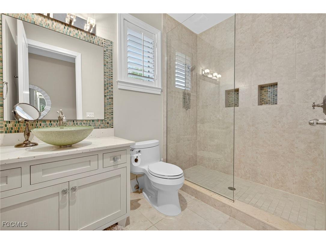 1326 Seaspray Lane Sanibel FL 33957 2025013061 image23