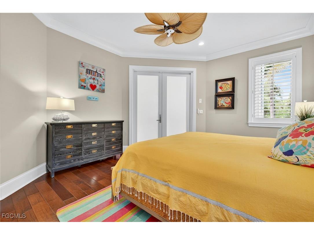 1326 Seaspray Lane Sanibel FL 33957 2025013061 image24