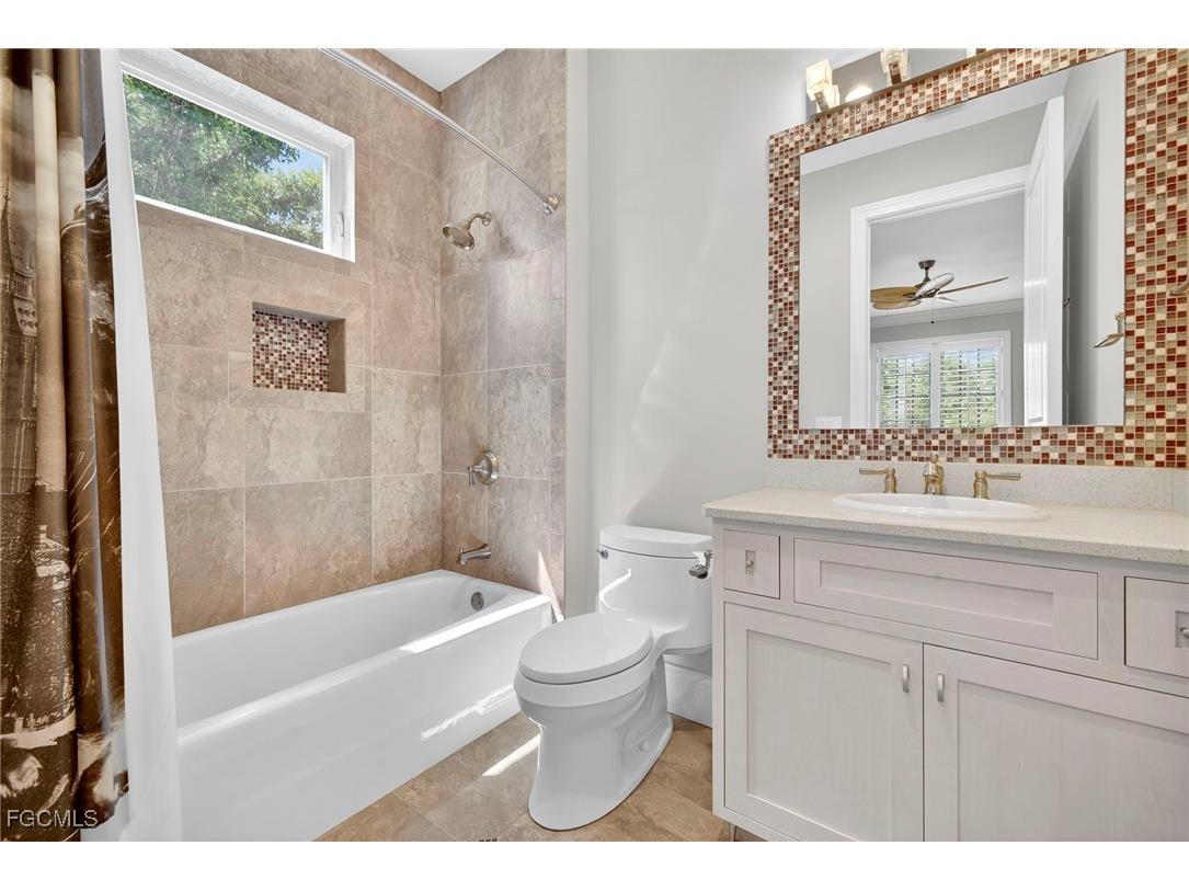 1326 Seaspray Lane Sanibel FL 33957 2025013061 image25