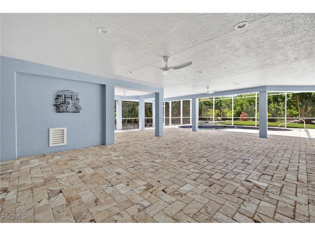 1326 Seaspray Lane Sanibel FL 33957 2025013061 image34