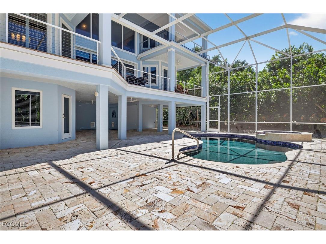 1326 Seaspray Lane Sanibel FL 33957 2025013061 image35