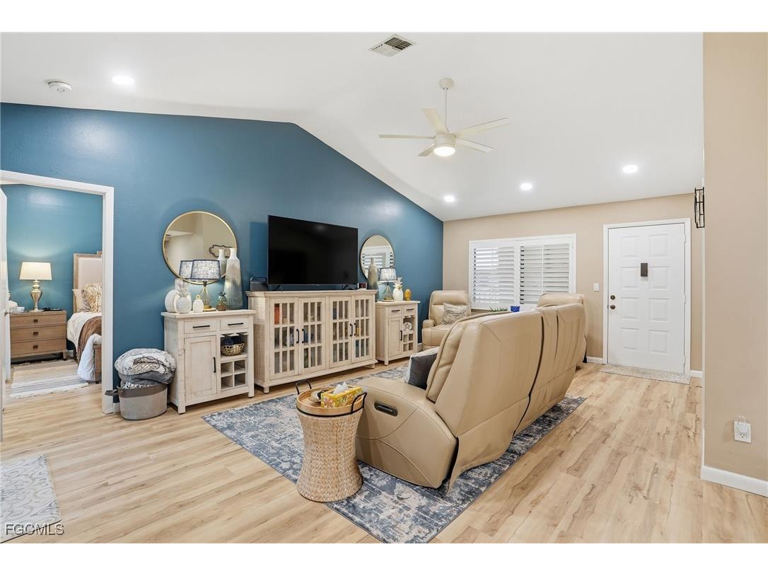 13264 White Marsh Lane #3333 Fort Myers FL 33912 2025022285 image2