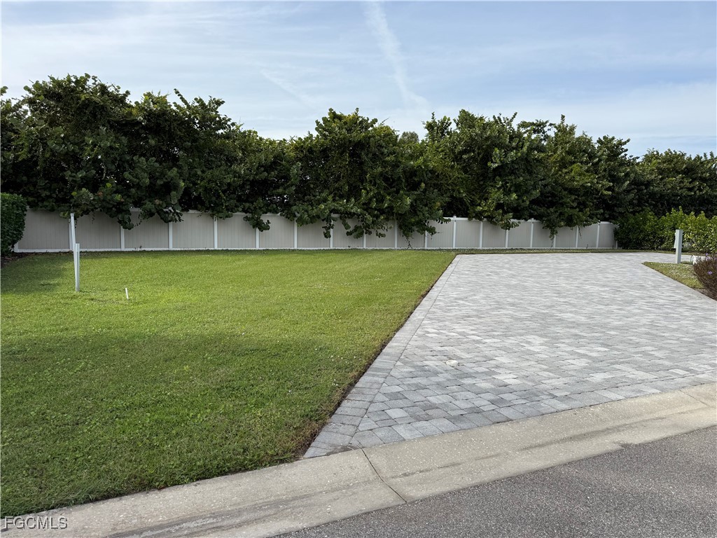 13268 Golden Palms Circle Fort Myers FL 33913 2025007240 image2