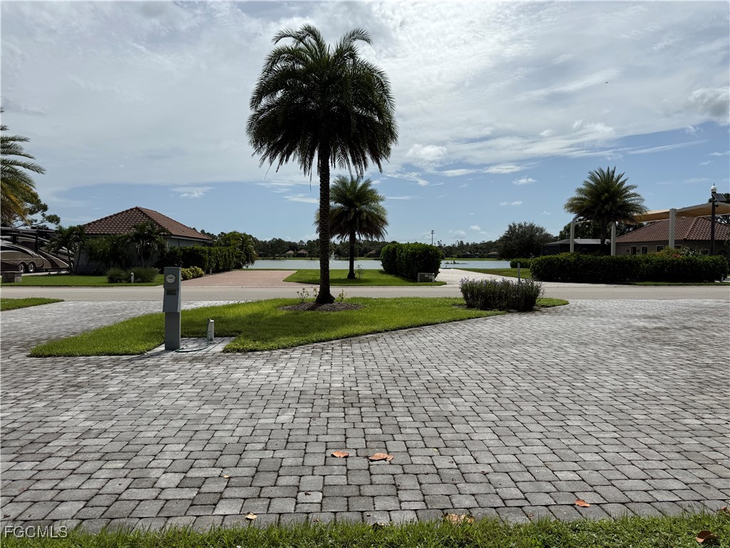 13268 Golden Palms Circle Fort Myers FL 33913 2025007240 image7