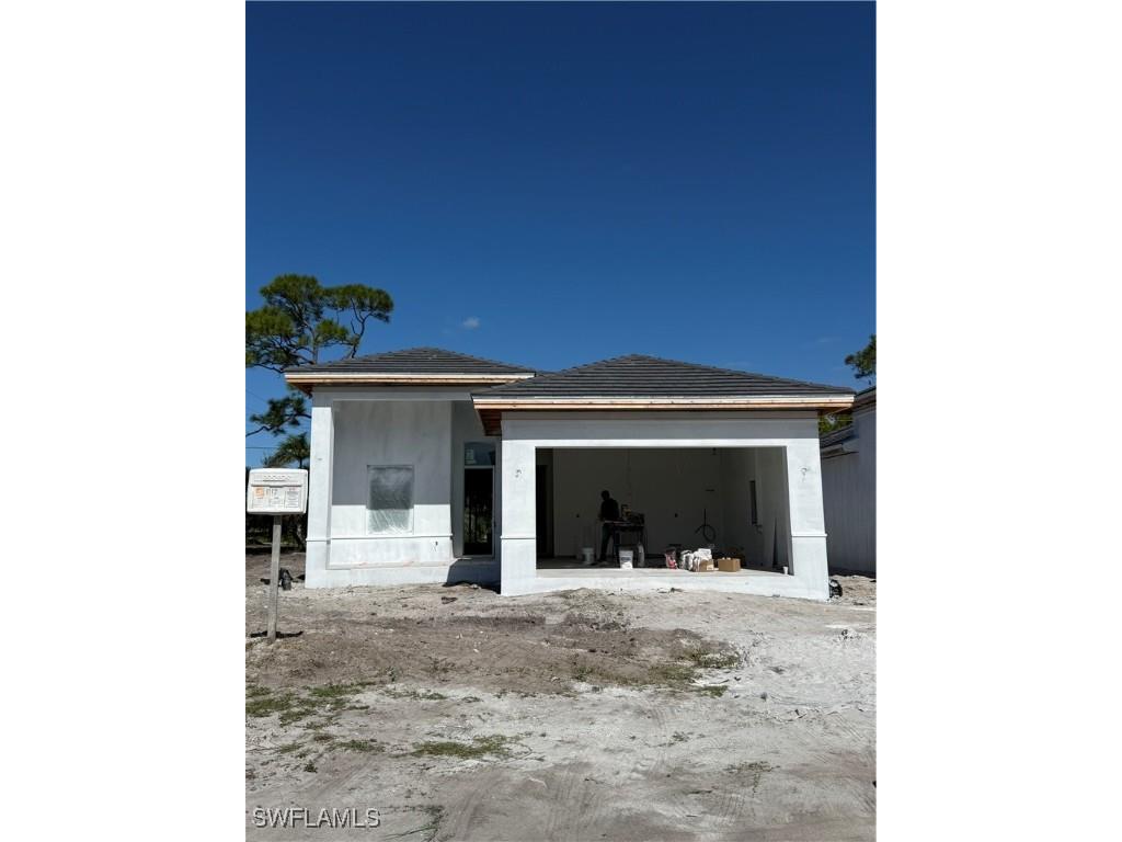 1027 Frank Whiteman Boulevard Naples FL 34103 225077868 image1