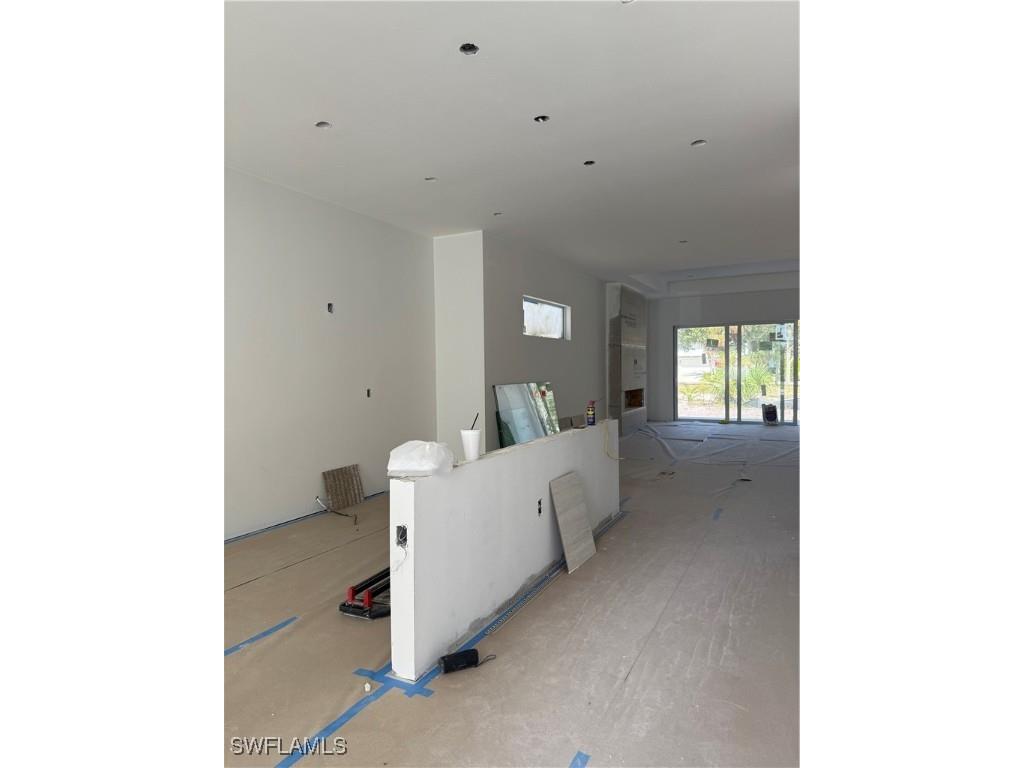 1027 Frank Whiteman Boulevard Naples FL 34103 225077868 image5