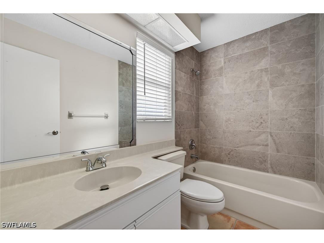 1327 Monarch Circle #11 Naples FL 34116 226013743 image13