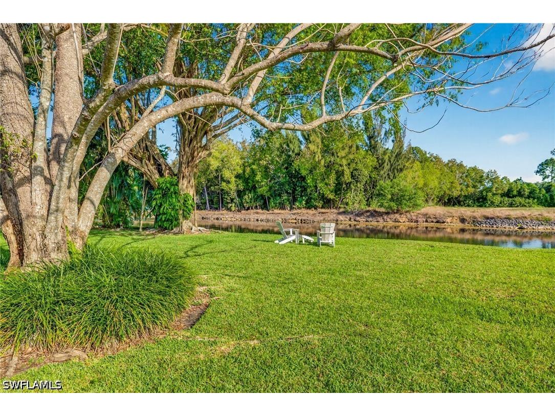 1327 Monarch Circle #11 Naples FL 34116 226013743 image17