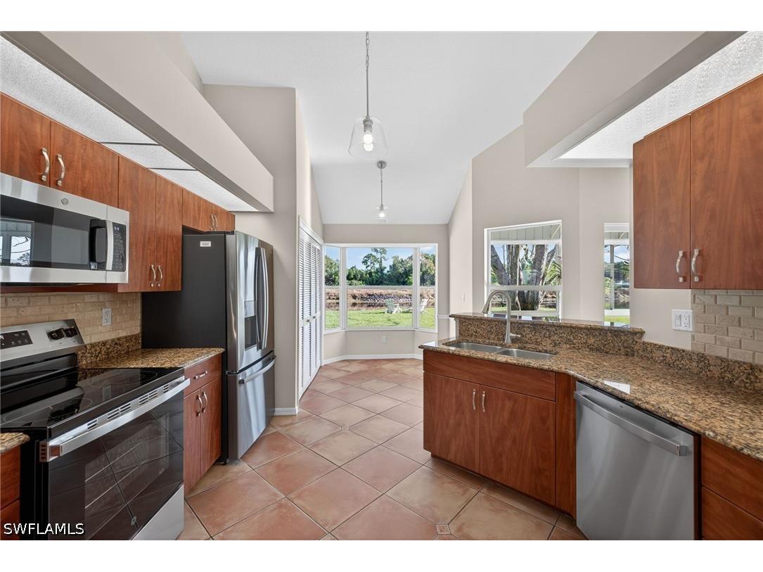 1327 Monarch Circle #11 Naples FL 34116 226013743 image3