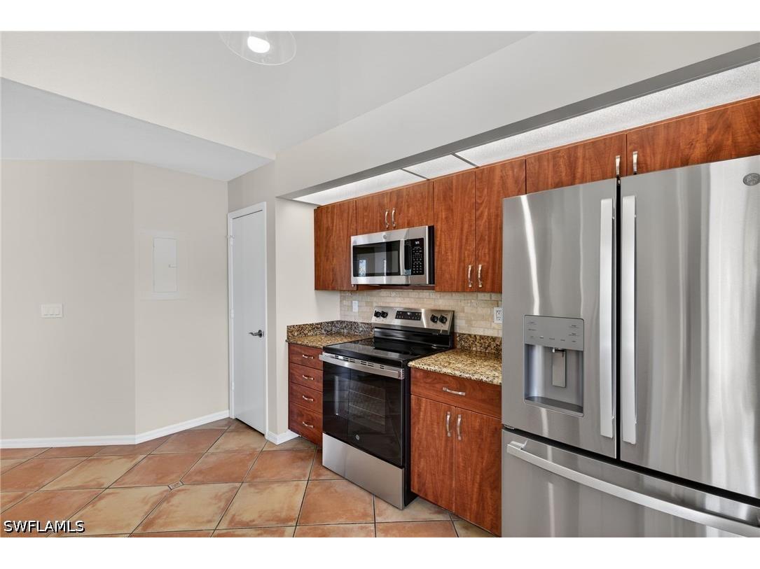 1327 Monarch Circle #11 Naples FL 34116 226013743 image5