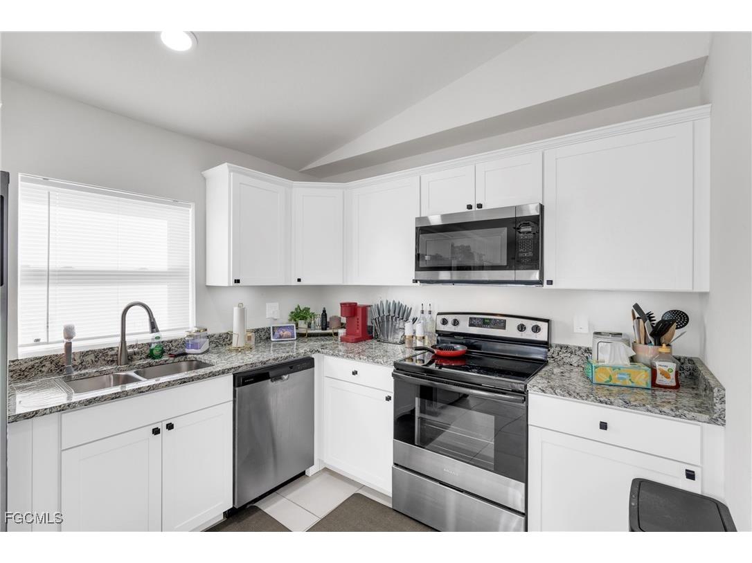 1327 NE 12th Avenue Cape Coral FL 33909 2026005620 image15