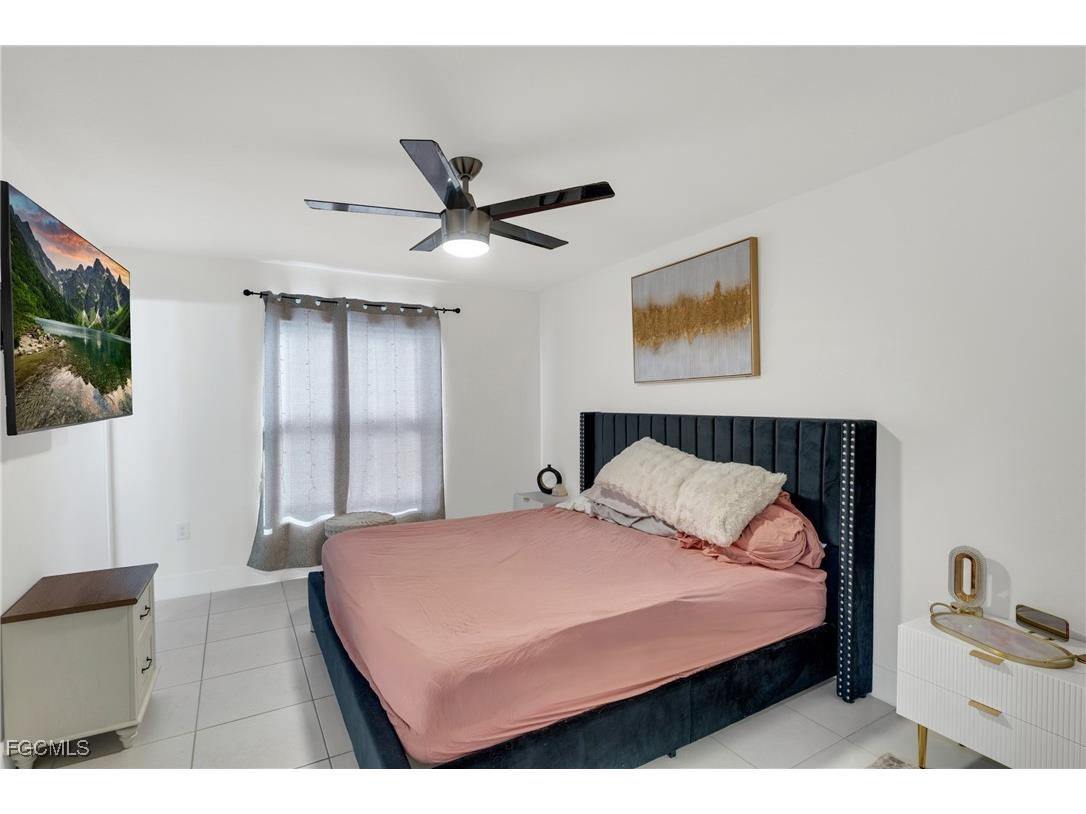 1327 NE 12th Avenue Cape Coral FL 33909 2026005620 image18