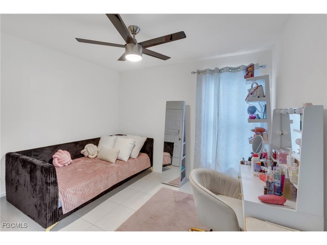 1327 NE 12th Avenue Cape Coral FL 33909 2026005620 image20