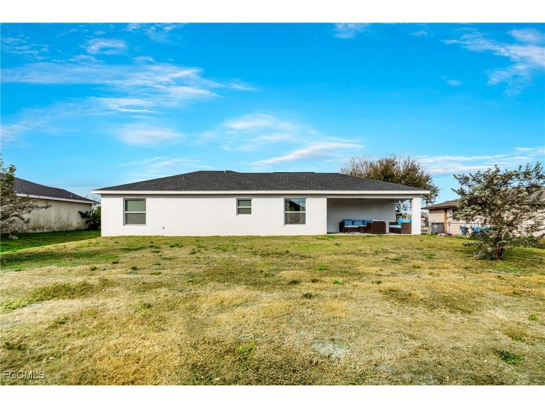 1327 NE 12th Avenue Cape Coral FL 33909 2026005620 image24