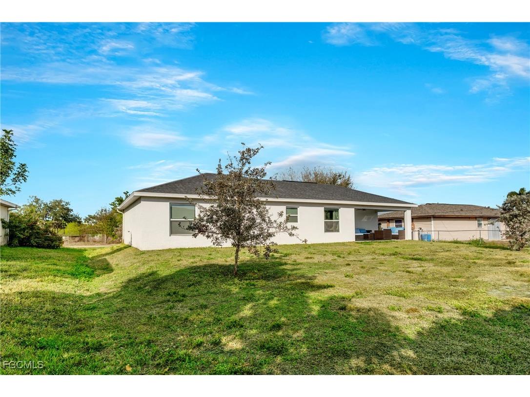 1327 NE 12th Avenue Cape Coral FL 33909 2026005620 image25