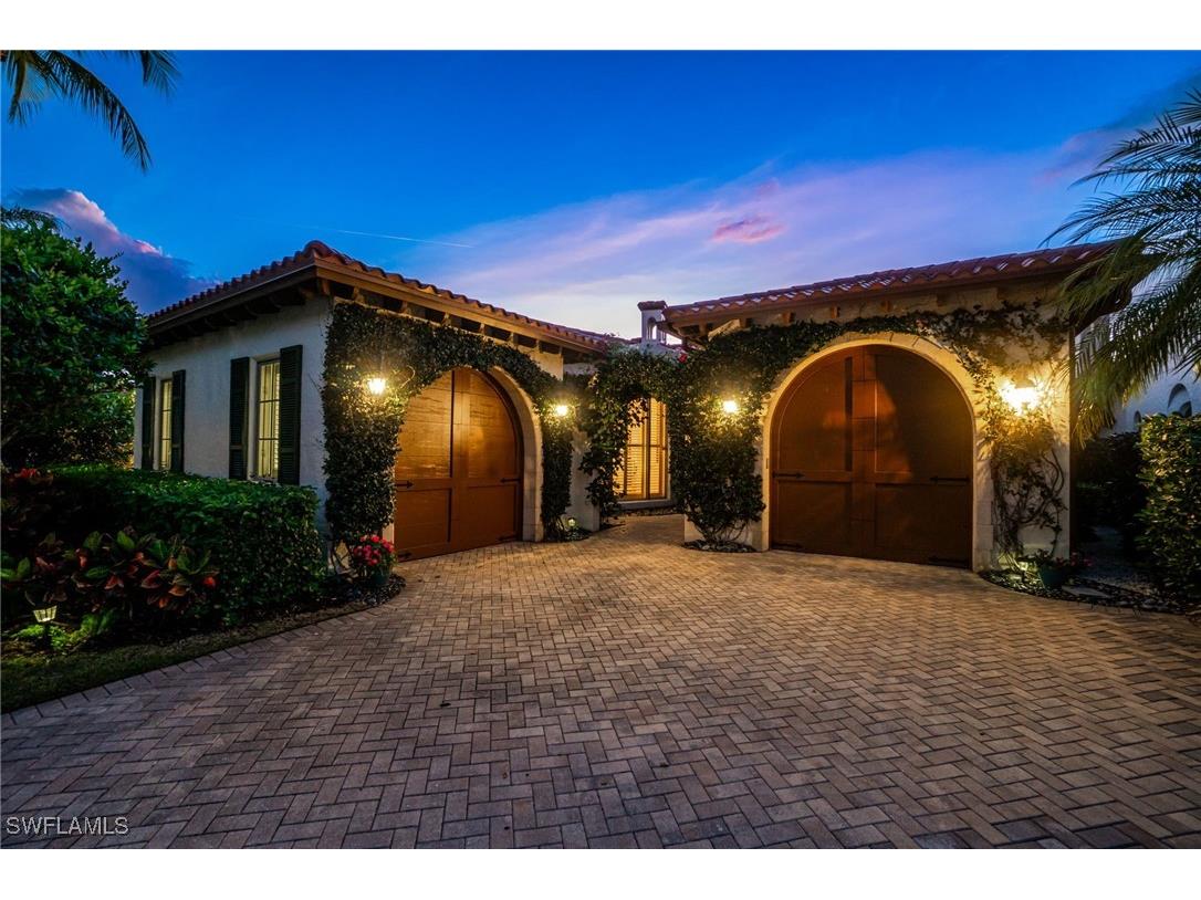 1327 Noble Heron Way Naples FL 34105 226000121 image1