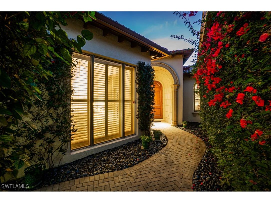 1327 Noble Heron Way Naples FL 34105 226000121 image2